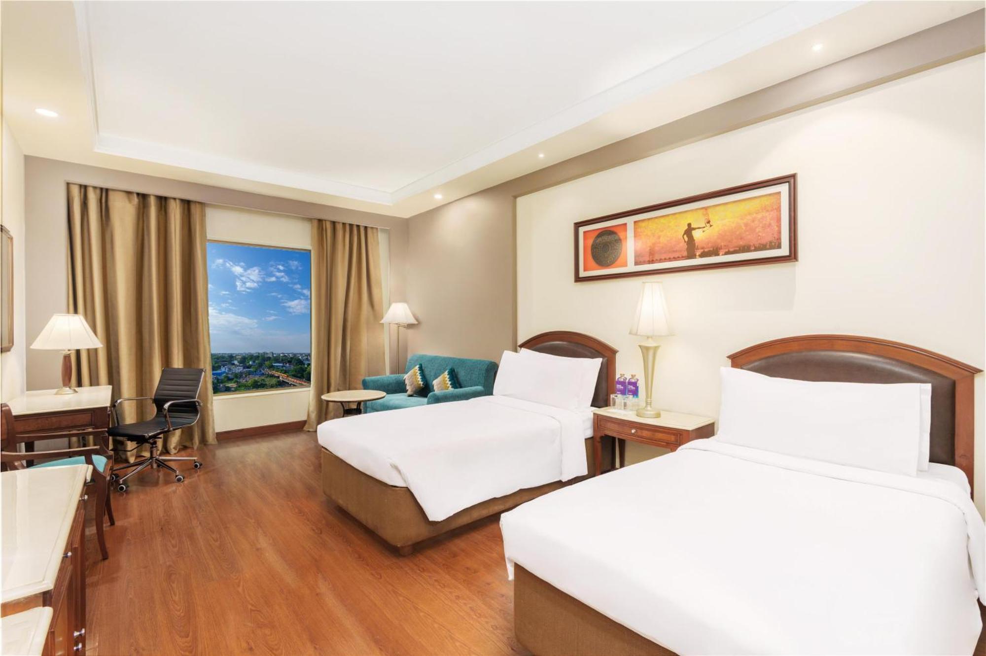 Radisson Hotel 5*