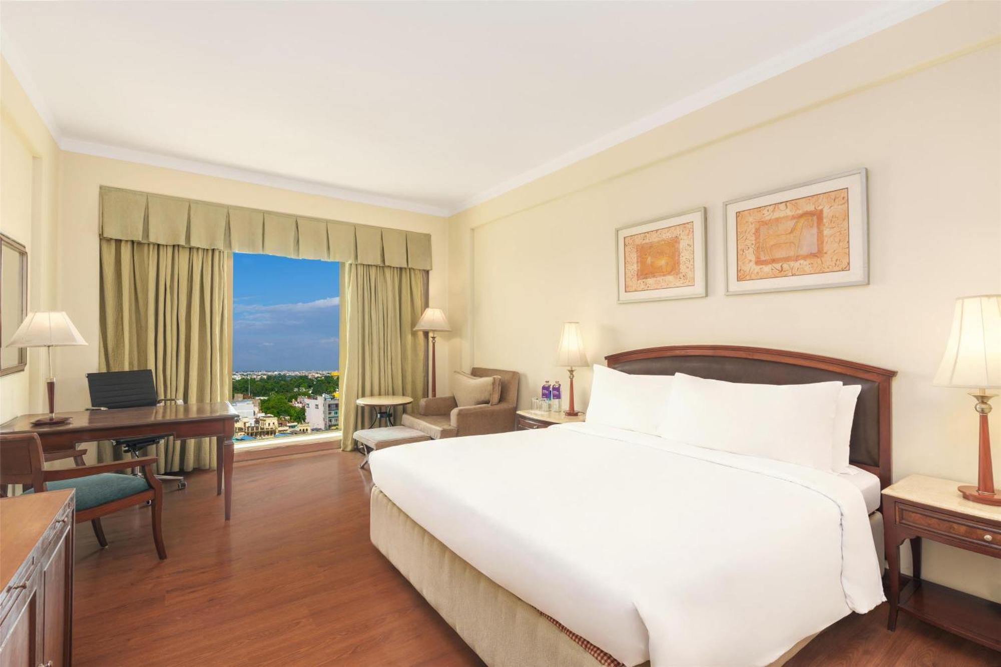 Hotel Radisson Varanasi